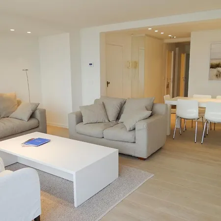 Lägenhet In With Ocean Views, Cleaning Included